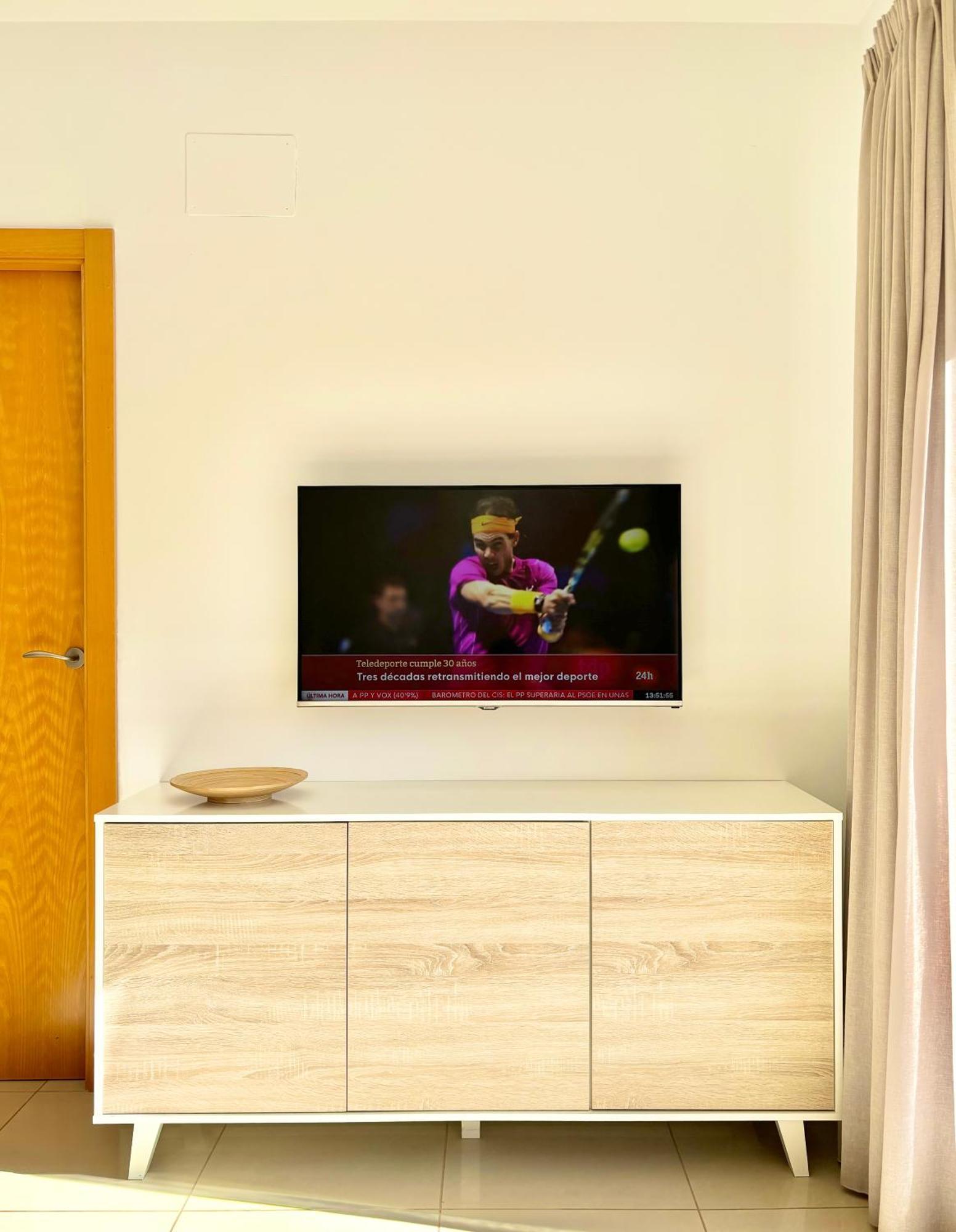 Hoteltype Penthouse 2 Beds, Parking, Wifi & Pool Stunning Views Dénia Eksteriør billede