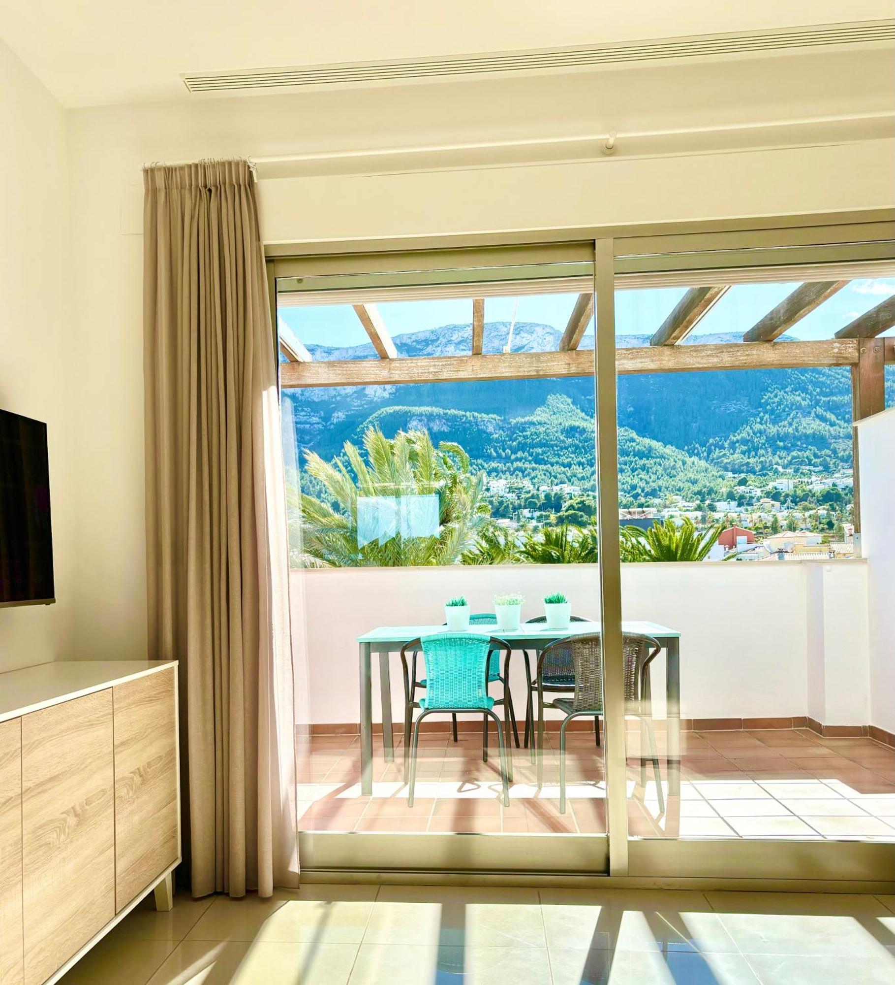 Hoteltype Penthouse 2 Beds, Parking, Wifi & Pool Stunning Views Dénia Eksteriør billede