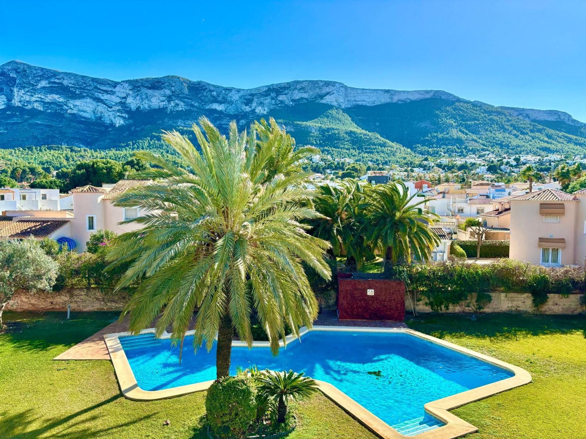 Hoteltype Penthouse 2 Beds, Parking, Wifi & Pool Stunning Views Dénia Eksteriør billede